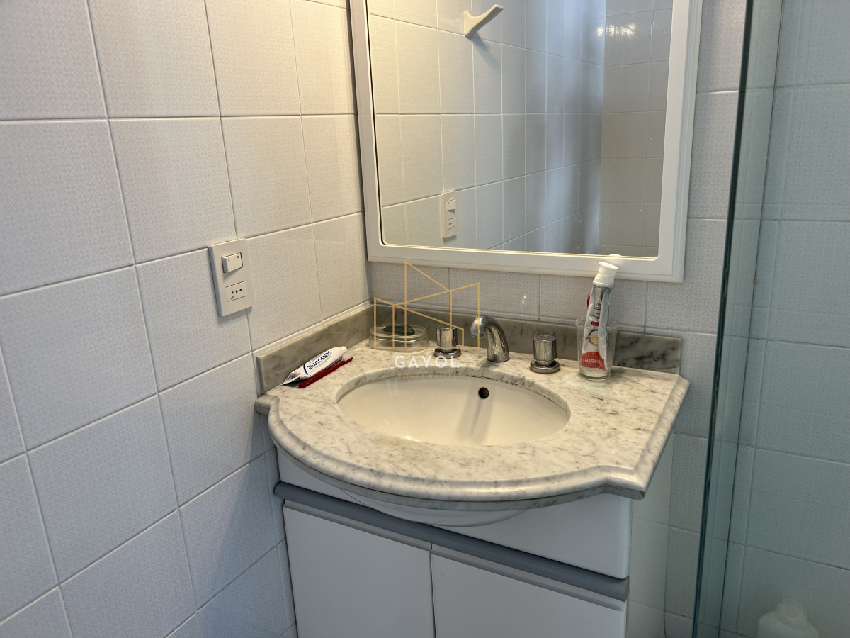 Apartamento ID.916 - apartamento en venta en playa mansa,  dos dormitorios dos baños, punta del este 