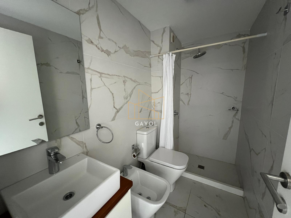 Apartamento ID.894 - Apartamento mono ambiente en venta y alquiler punta del este.