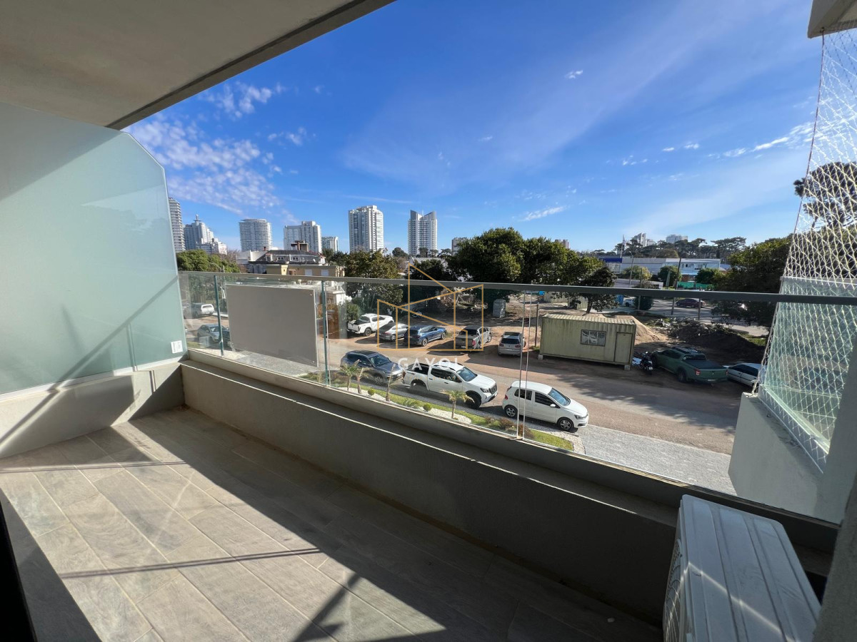 Apartamento ID.894 - Apartamento mono ambiente en venta y alquiler punta del este.