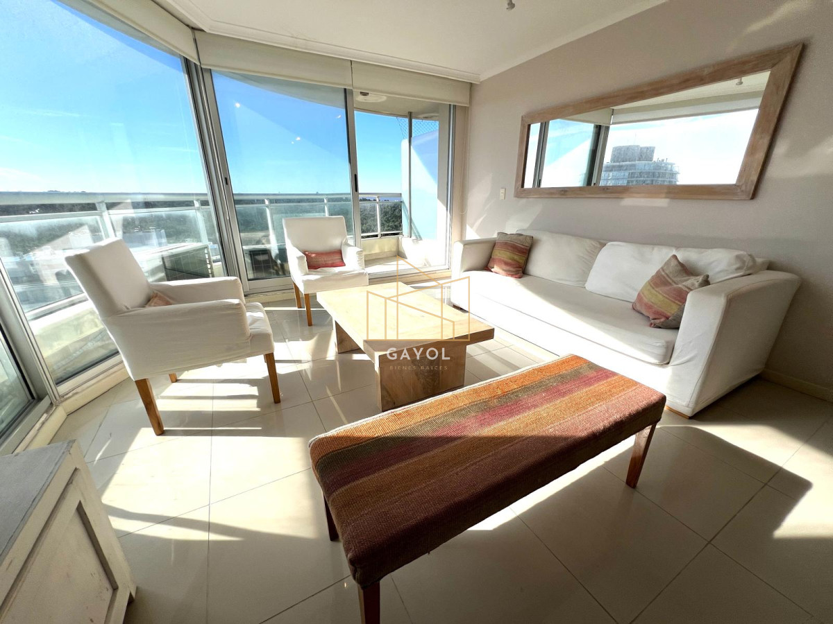 Apartamento ID.1029 - apartamento en venta de 3 dormitorios 3 baños, zona shopping, punta del este