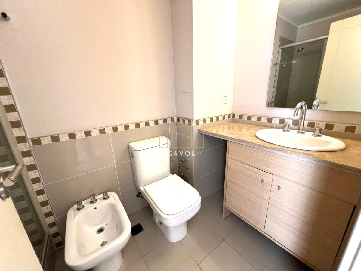 Apartamento ID.1029 - apartamento en venta de 3 dormitorios 3 baños, zona shopping, punta del este