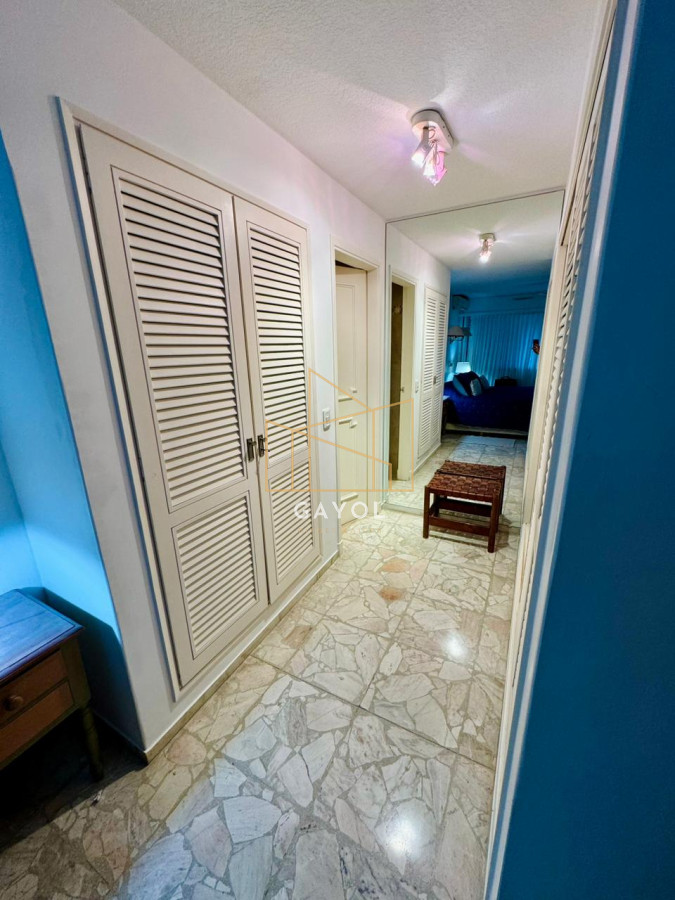 Apartamento ID.912 - Retasado. Espectacular apartamento en venta en primera linea mansa