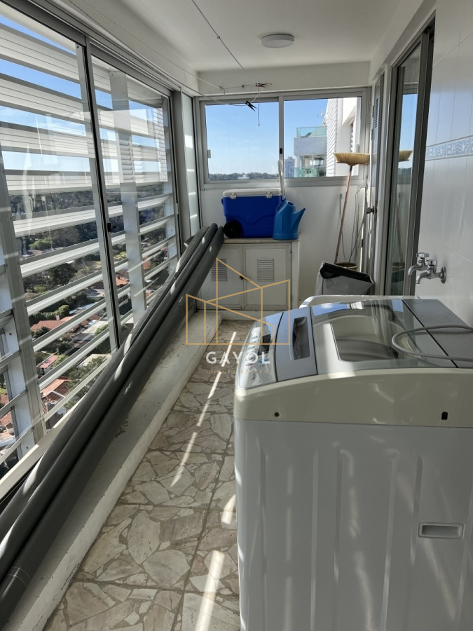 Apartamento ID.912 - Retasado. Espectacular apartamento en venta en primera linea mansa