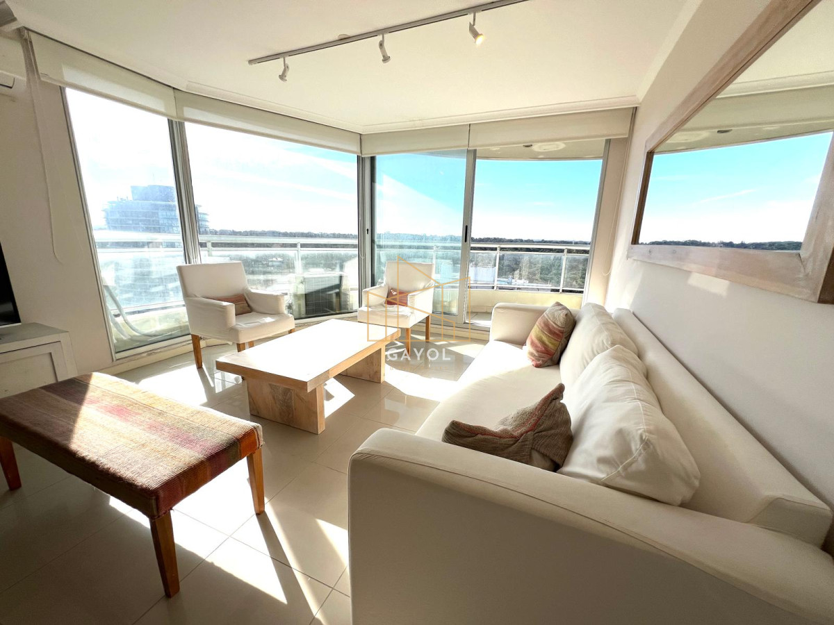 Apartamento ID.1029 - apartamento en venta de 3 dormitorios 3 baños, zona shopping, punta del este