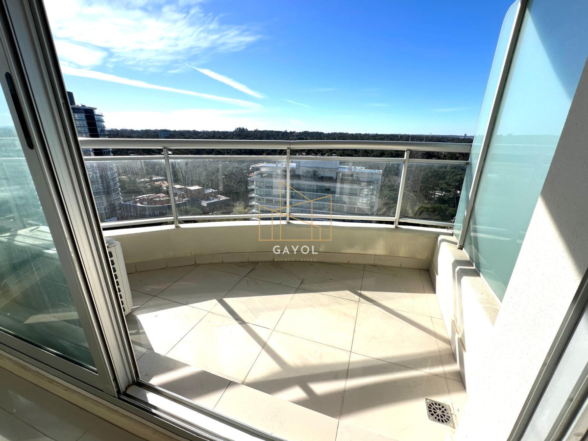 Apartamento ID.1029 - apartamento en venta de 3 dormitorios 3 baños, zona shopping, punta del este