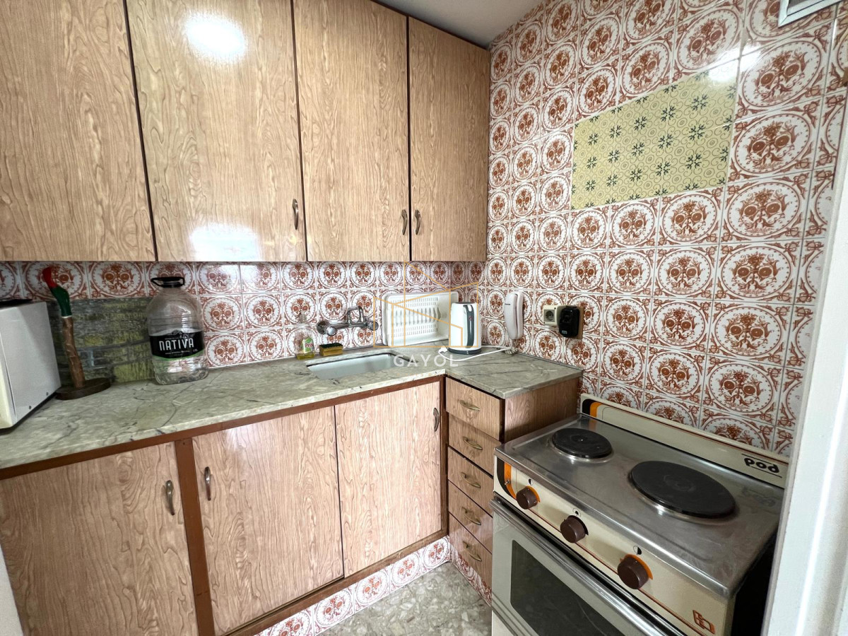 Apartamento ID.665 - Venta. Península, 1 dormitorio y medio garaje.