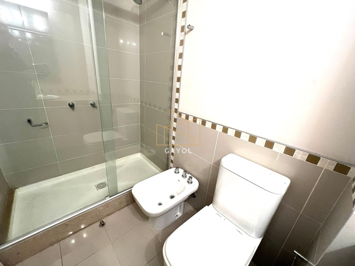 Apartamento ID.1029 - apartamento en venta de 3 dormitorios 3 baños, zona shopping, punta del este