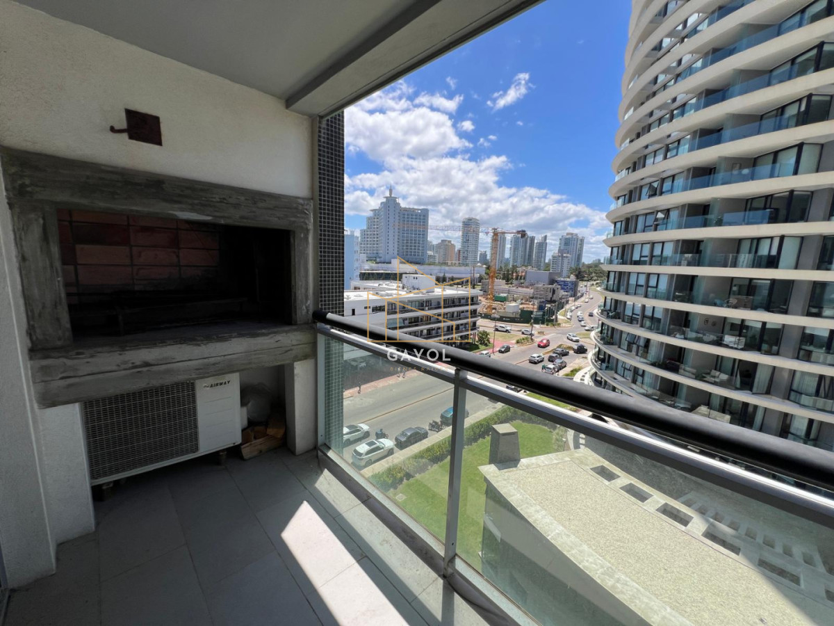 Apartamento ID.1145 - Apartamento de 2 dormitorios 2 baños en venta - Punta del Este