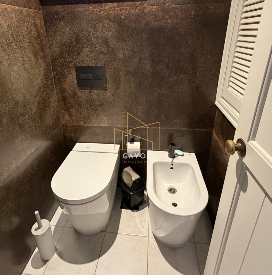 Casa ID.1503 - Casa en lugano, 5 dormitorios 4 baños y dependencias de servicios