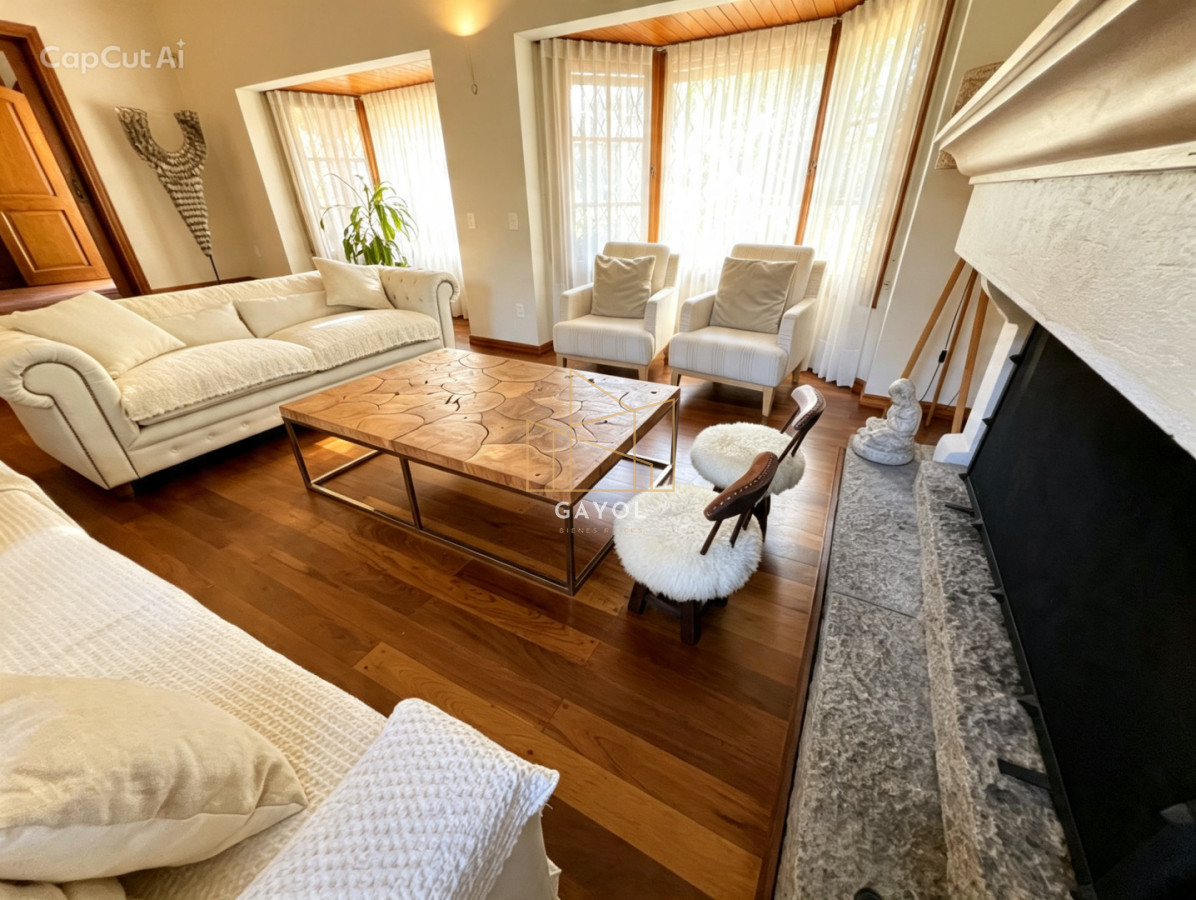 Casa ID.1503 - Casa en lugano, 5 dormitorios 4 baños y dependencias de servicios