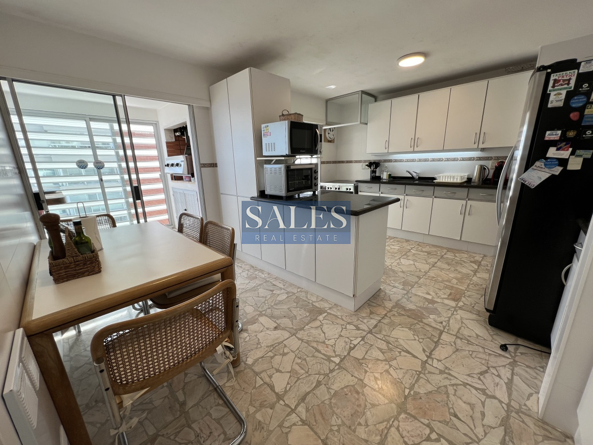 Apartamento ID.1095 - primera linea mansa