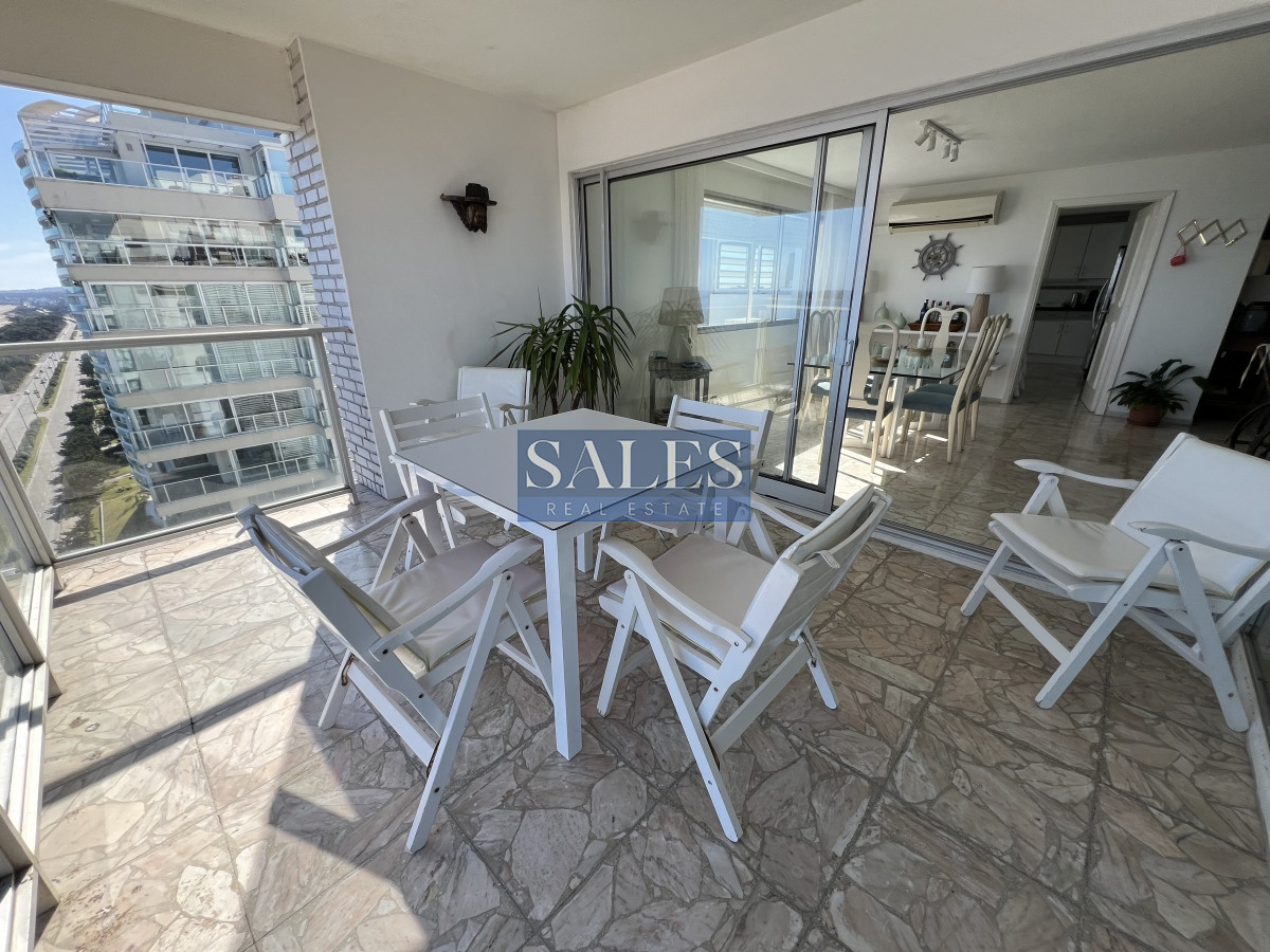 Apartamento ID.1095 - primera linea mansa