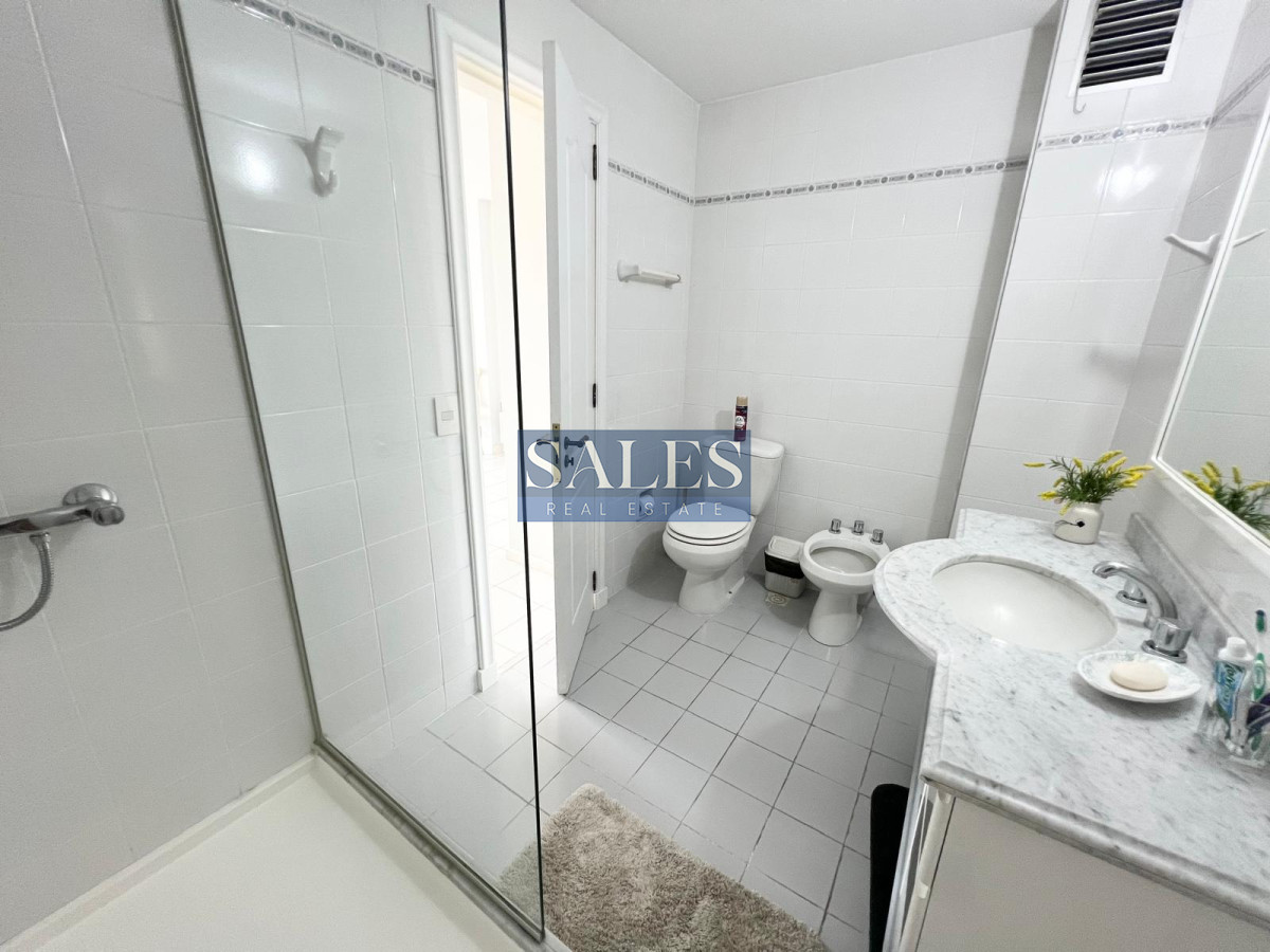 Apartamento ID.991 - Apartamento en venta Playa Mansa Punta del Este