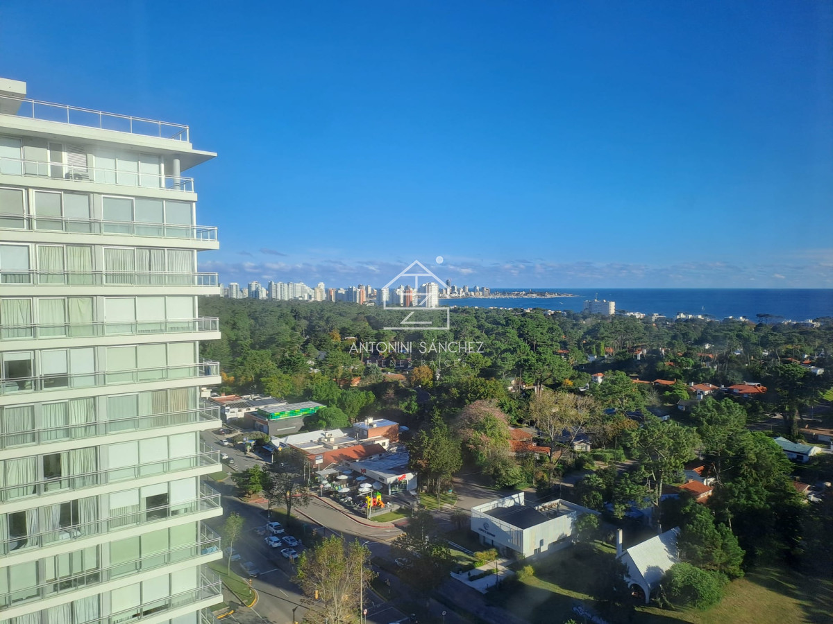 Apartamento ID.2380 - Venta Apartamento 3 dormitorios Roosevelt Punta del Este