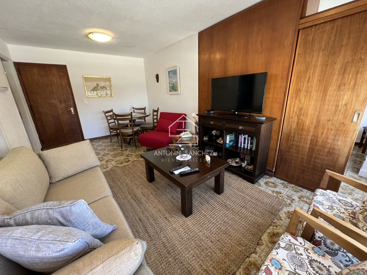 Apartamento ID.3326 - Apartamento DE 1 DORMITORIO EN VENTA en Península - Punta del Este