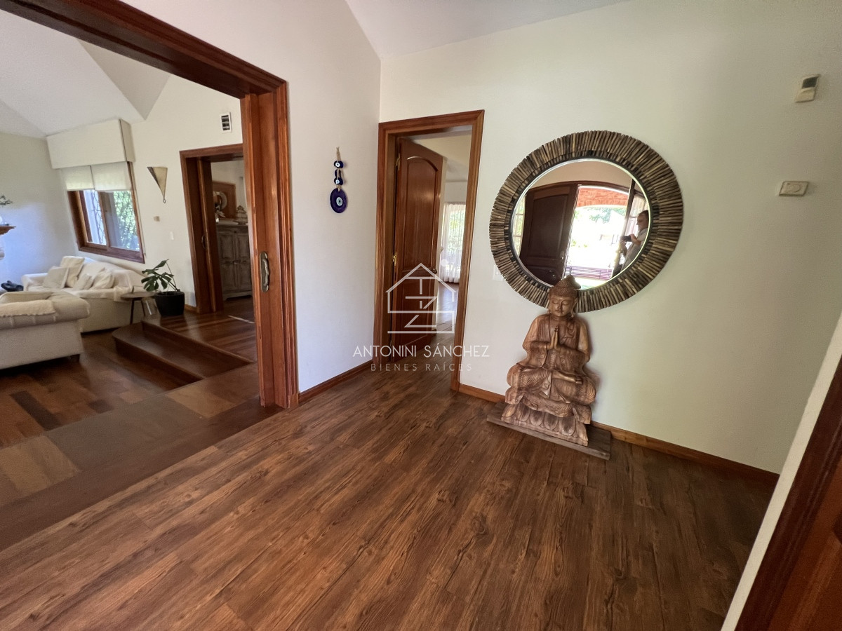 Casa ID.2773 - Casa en lugano, 5 dormitorios 4 baños y dependencias de servicios