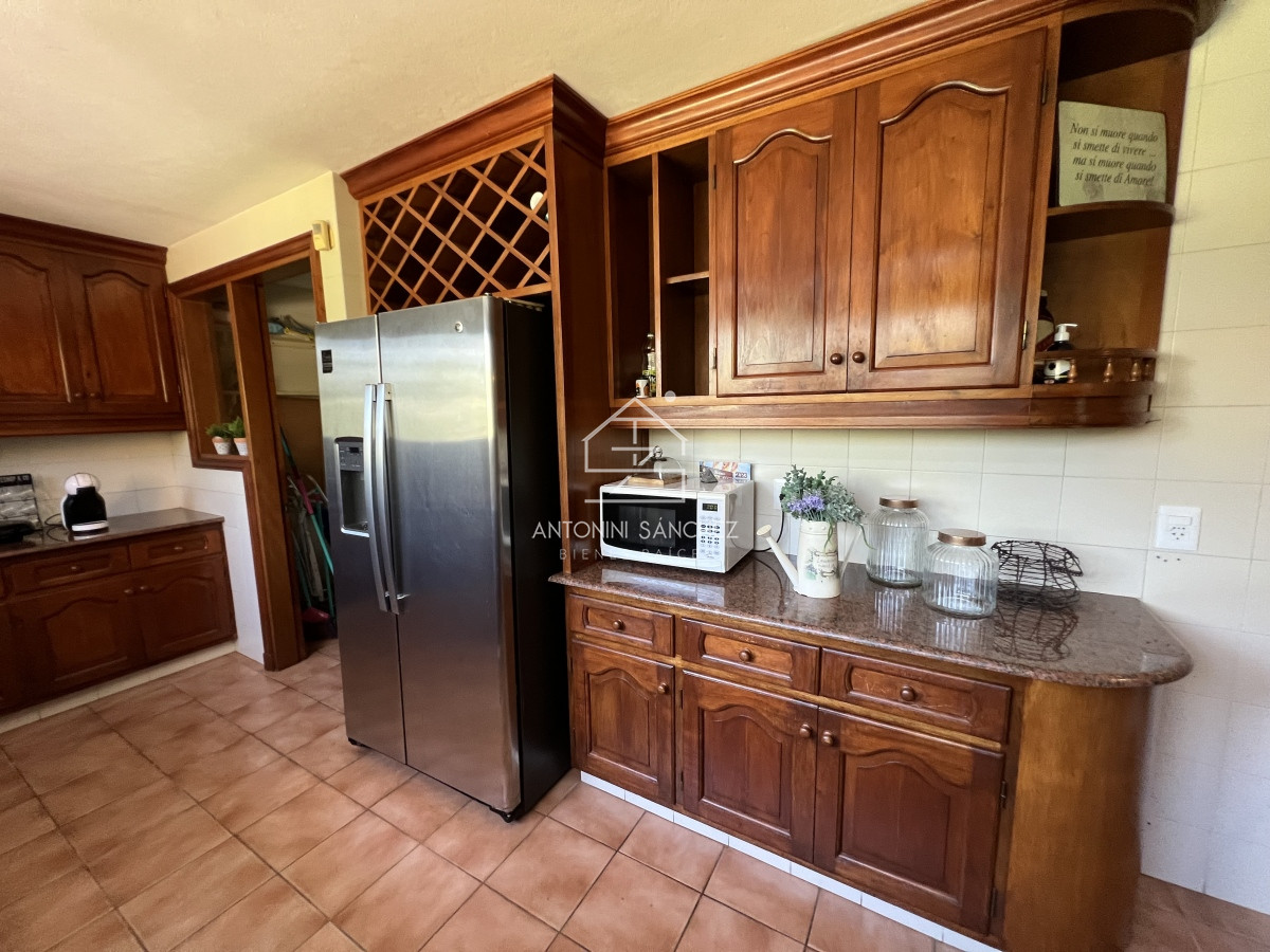 Casa ID.2773 - Casa en lugano, 5 dormitorios 4 baños y dependencias de servicios