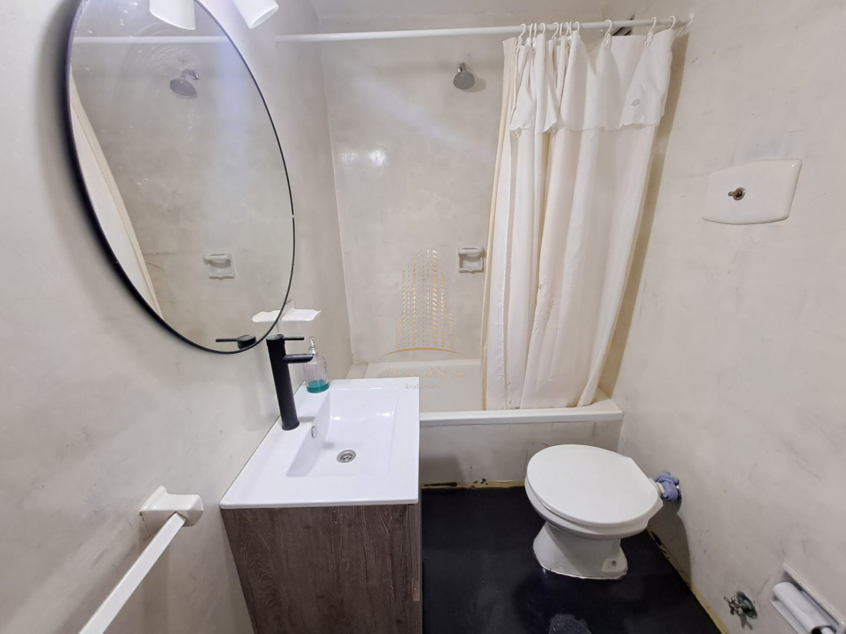 Apartamento ID.806 - Apartamento en venta con vista al mar en Punta del Este
