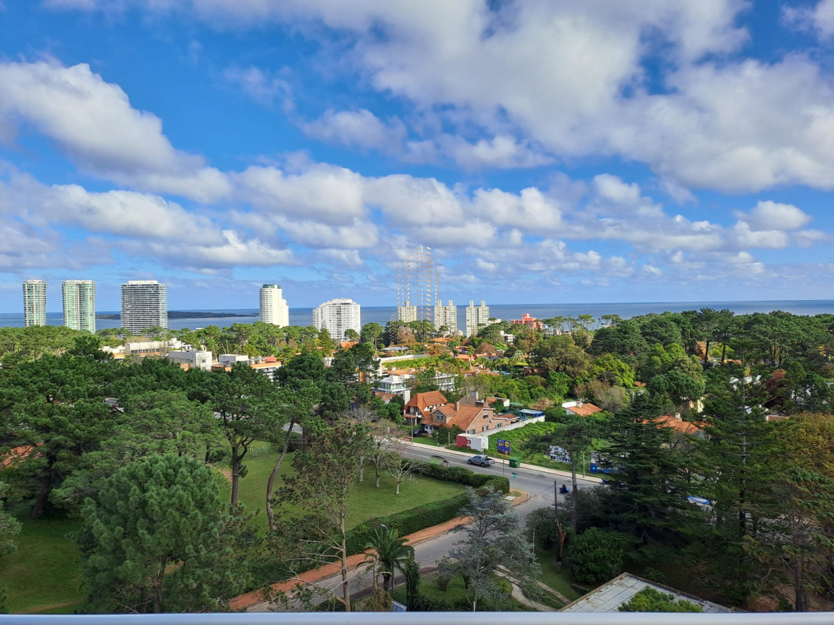 Apartamento ID.802 - OPORTUNIDAD EN VENTA 3 DORMITORIOS SUMMER TOWER