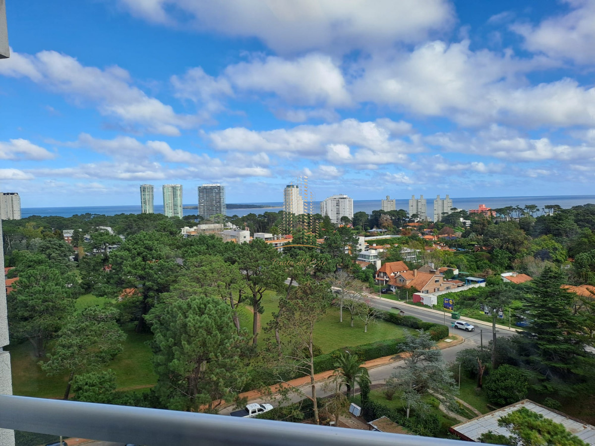 Apartamento ID.802 - OPORTUNIDAD EN VENTA 3 DORMITORIOS SUMMER TOWER