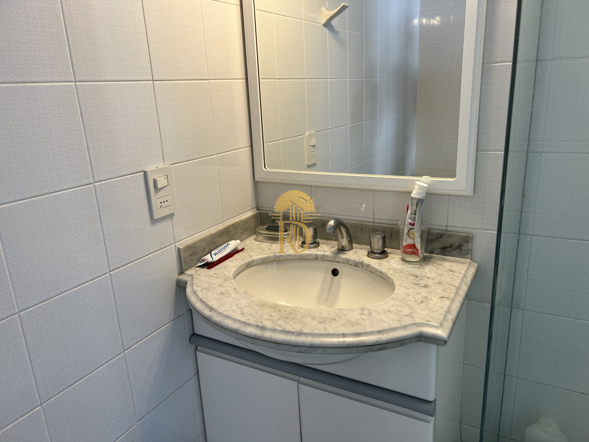 apartamento en venta en playa mansa,  dos dormitorios dos baños, punta del este -id-830-25