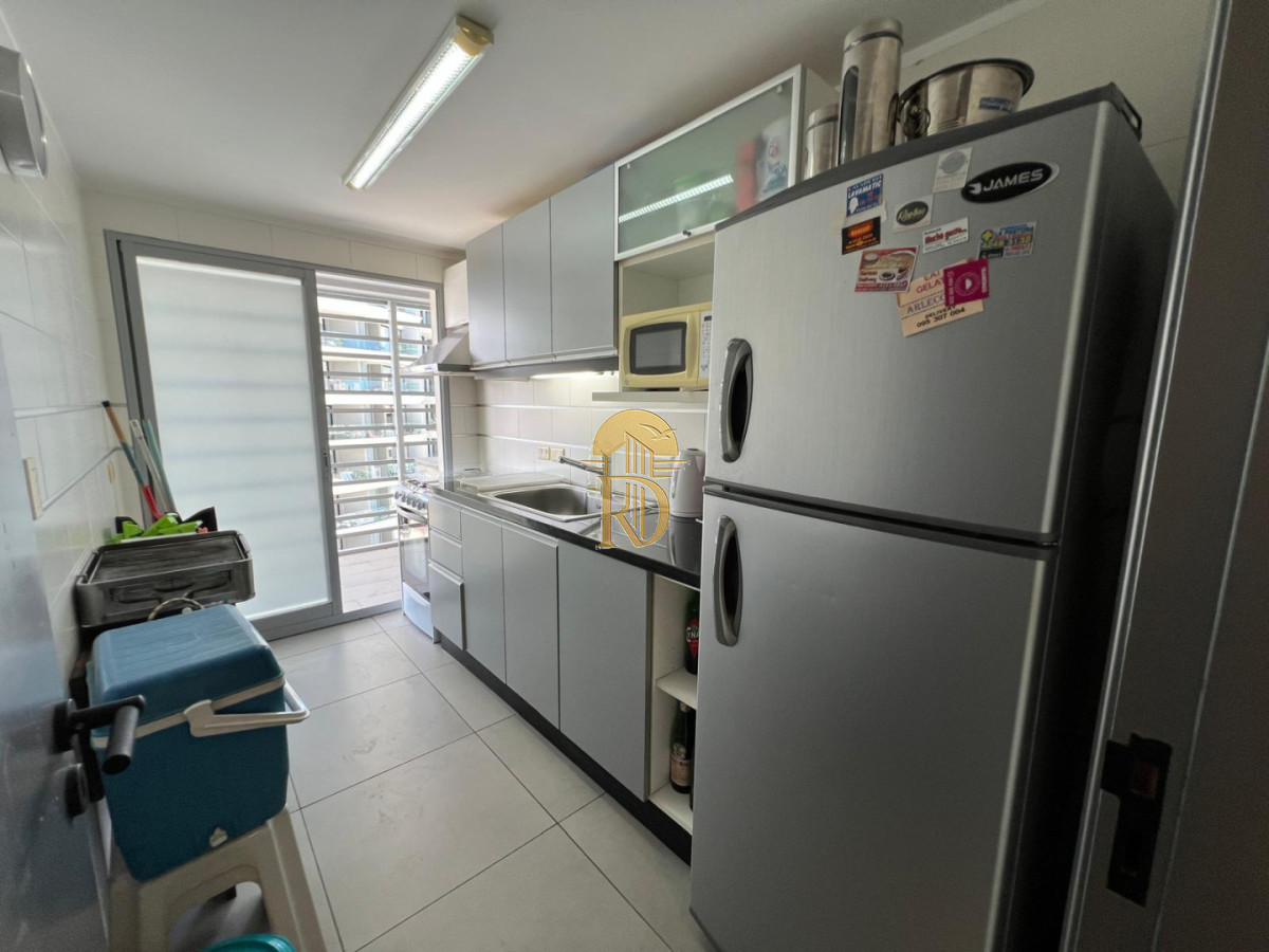 Apartamento de 2 dormitorios 2 baños en venta - Punta del Este -id-575