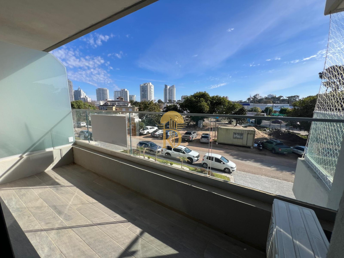 Apartamento mono ambiente en venta y alquiler punta del este. -id-283-10