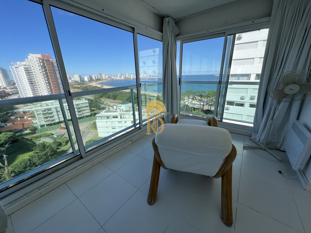 apartamento en venta en playa mansa,  dos dormitorios dos baños, punta del este -id-830-19