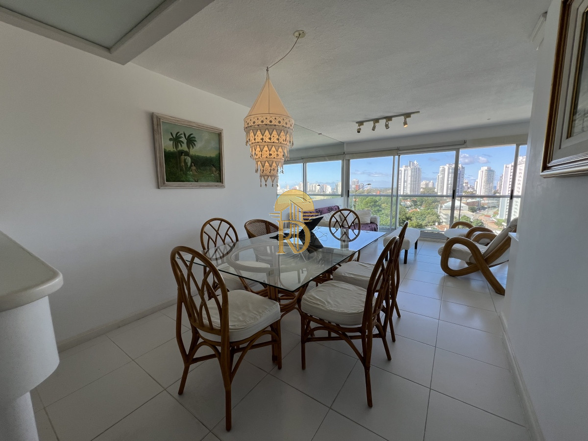 apartamento en venta en playa mansa,  dos dormitorios dos baños, punta del este -id-830-3