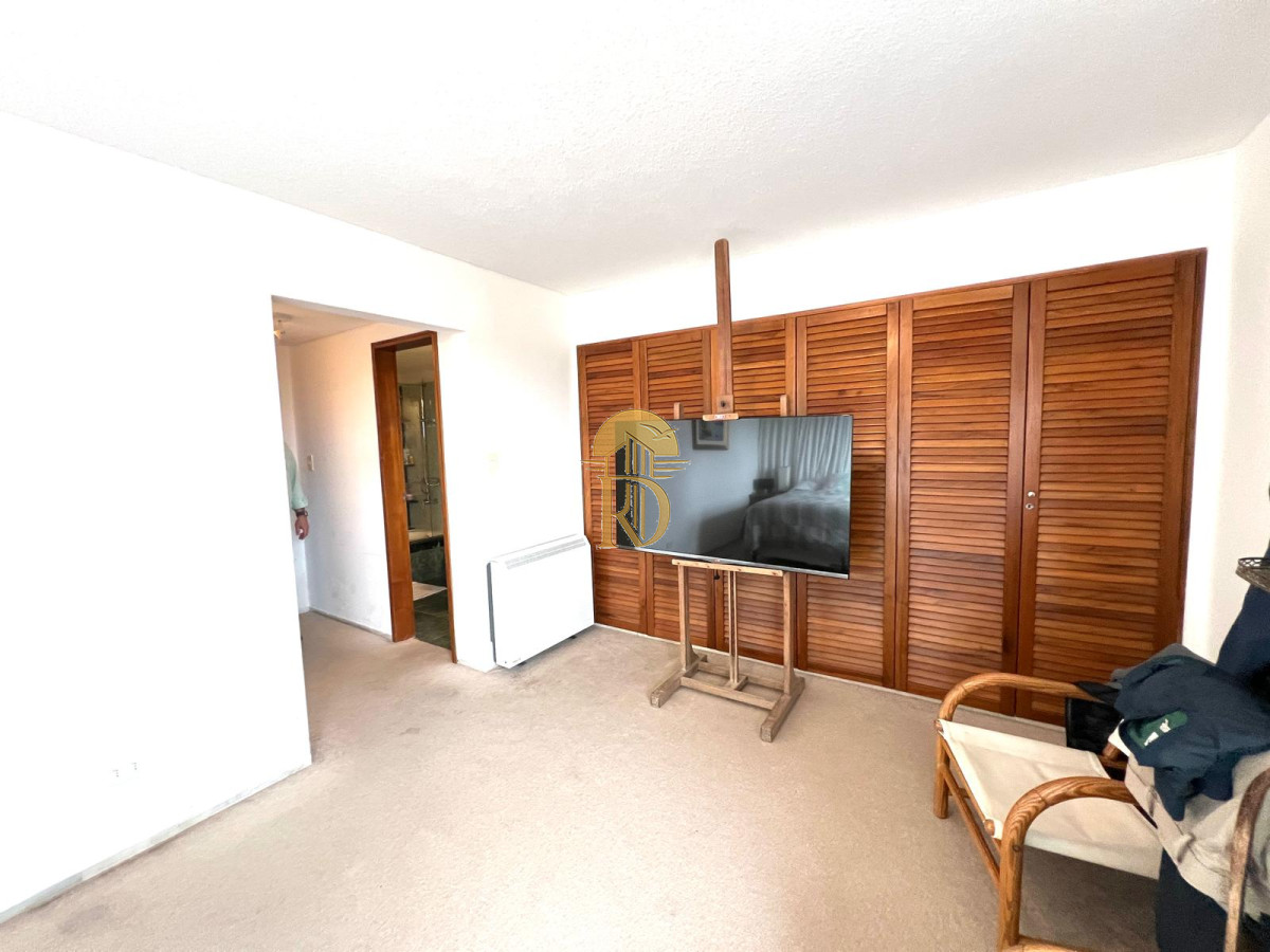 APARTAMENTO EN VENTA 3 DORMITORIOS CON VISTA EN  ROOSEVELT -id-292-15