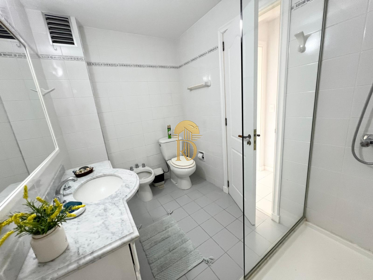 Apto en venta de 2 dormitorios, 2 baños, 1 en suite Mansa Pda. 8 -id-87-16