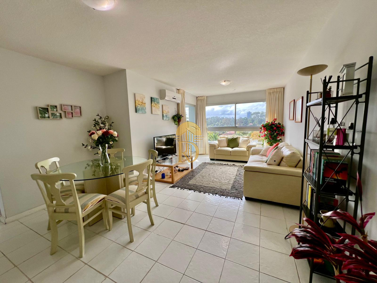 Apto en venta de 2 dormitorios, 2 baños, 1 en suite Mansa Pda. 8 -id-87-0