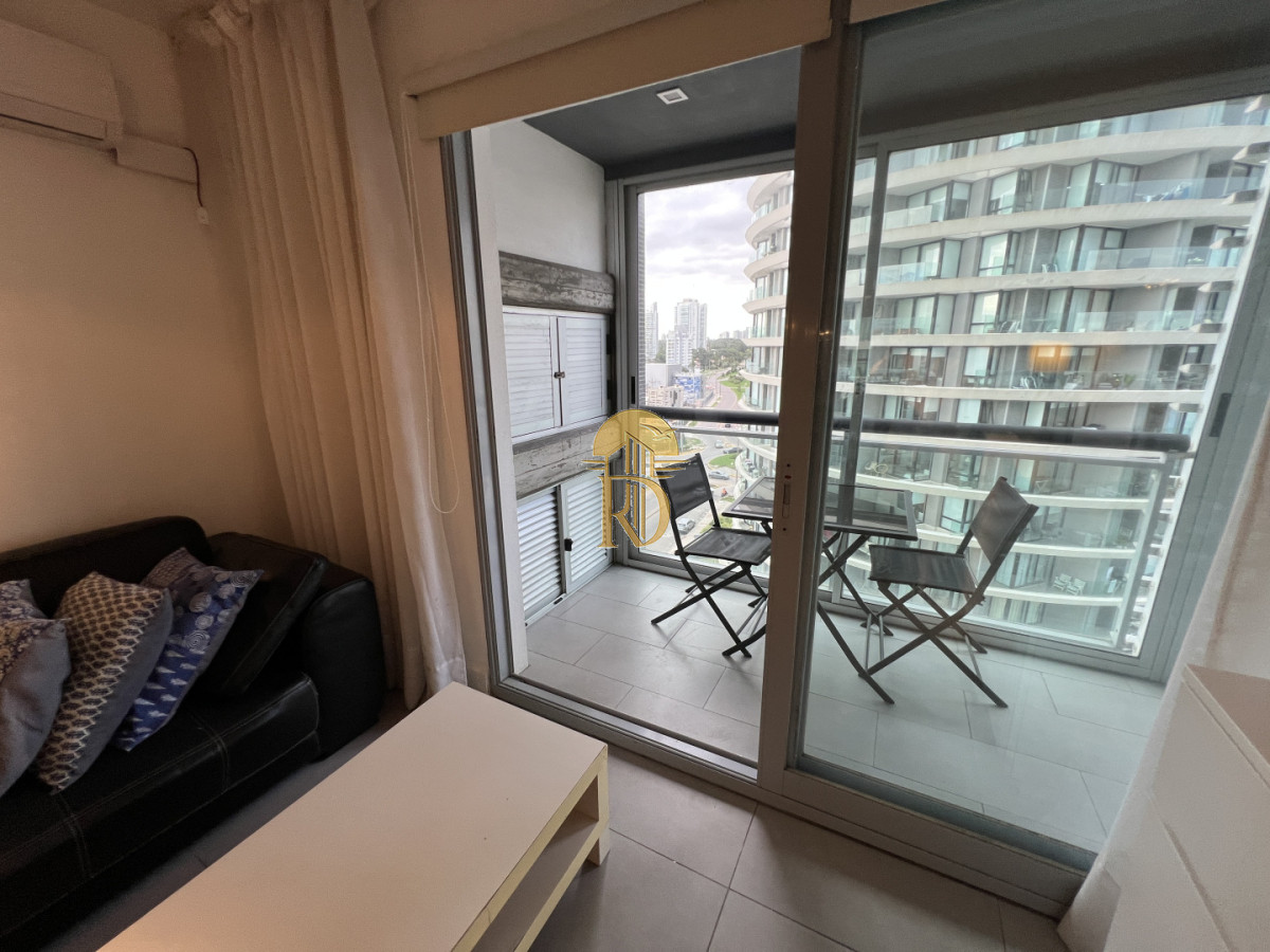 Apartamento de 2 dormitorios 2 baños, en venta. Parrillero. -id-697-4