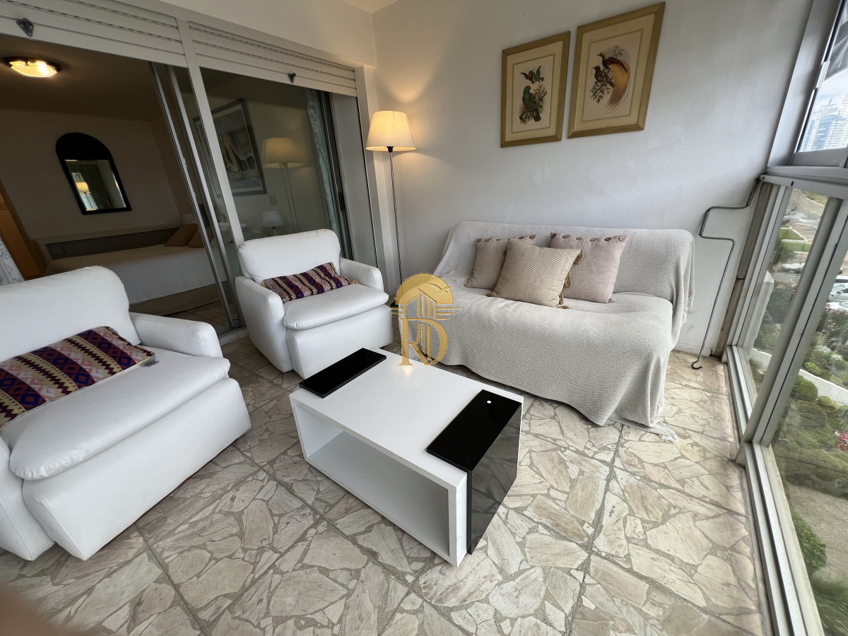Apartamento en Mansa frente al mar - Punta del Este -id-790-10