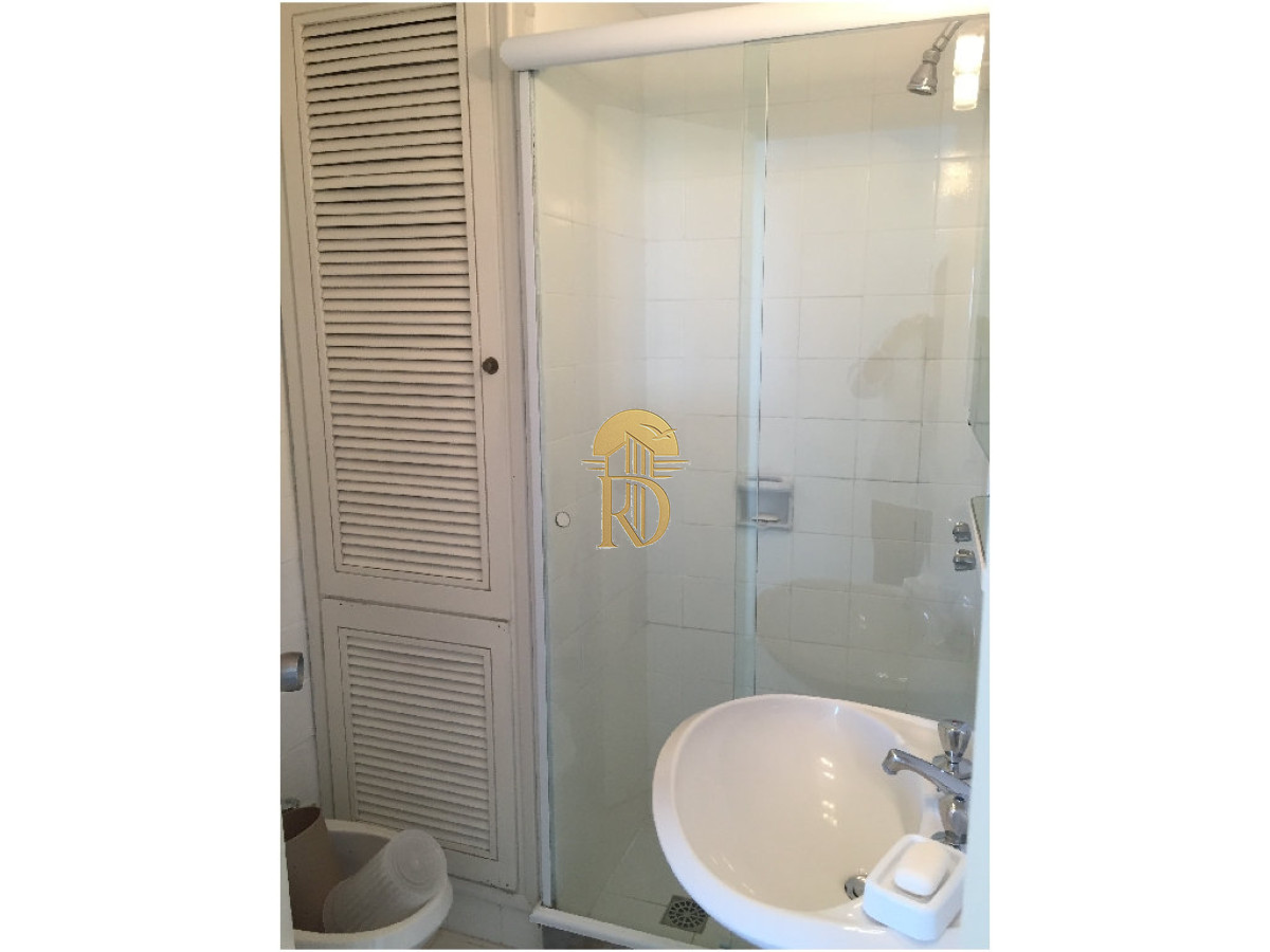 Apartamento en Peninsula, 3 dormitorios * -id-813-10