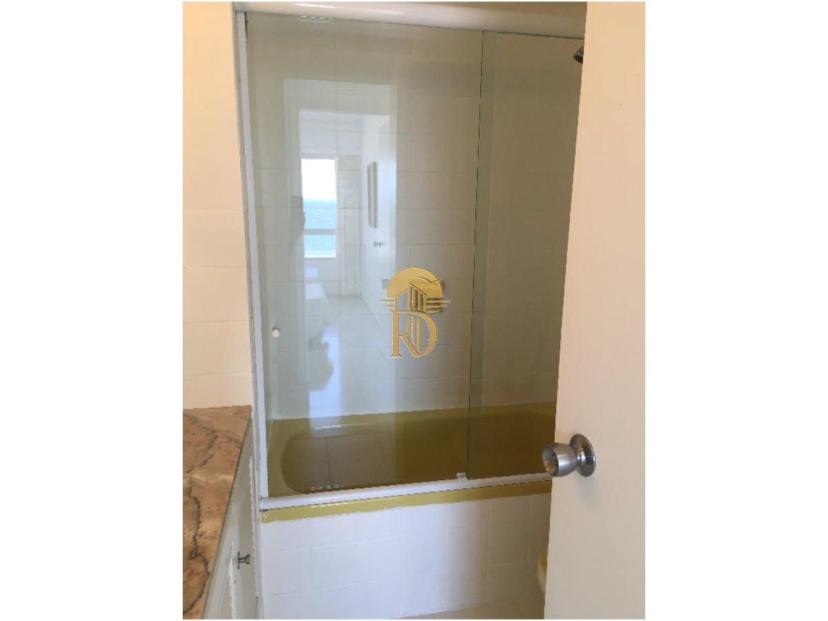 Apartamento en Peninsula, 3 dormitorios * -id-813-12