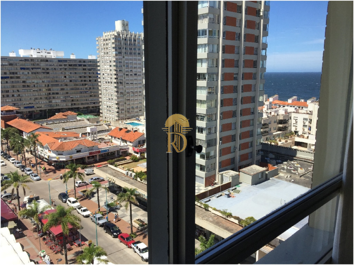 Apartamento en Peninsula, 3 dormitorios * -id-813-21