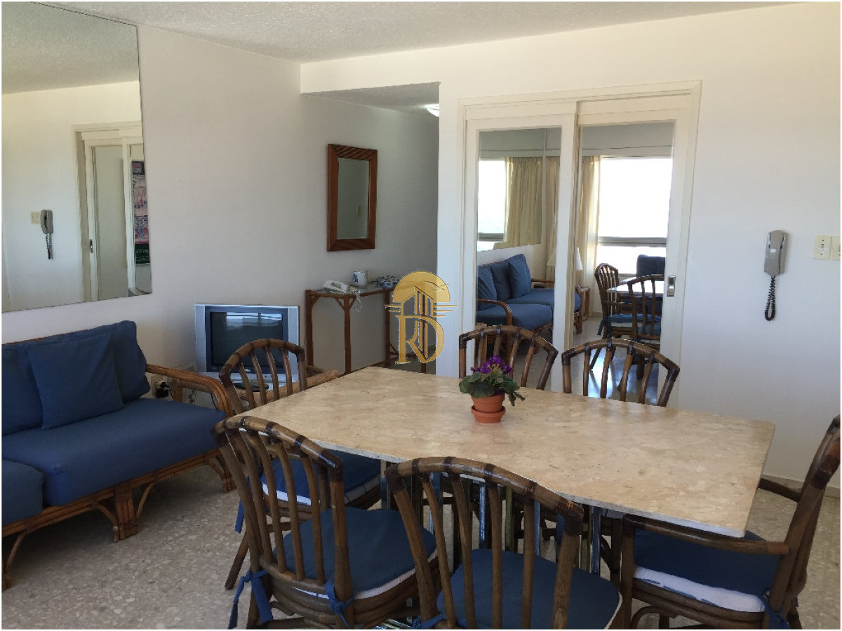 Apartamento en Peninsula, 3 dormitorios * -id-813-3