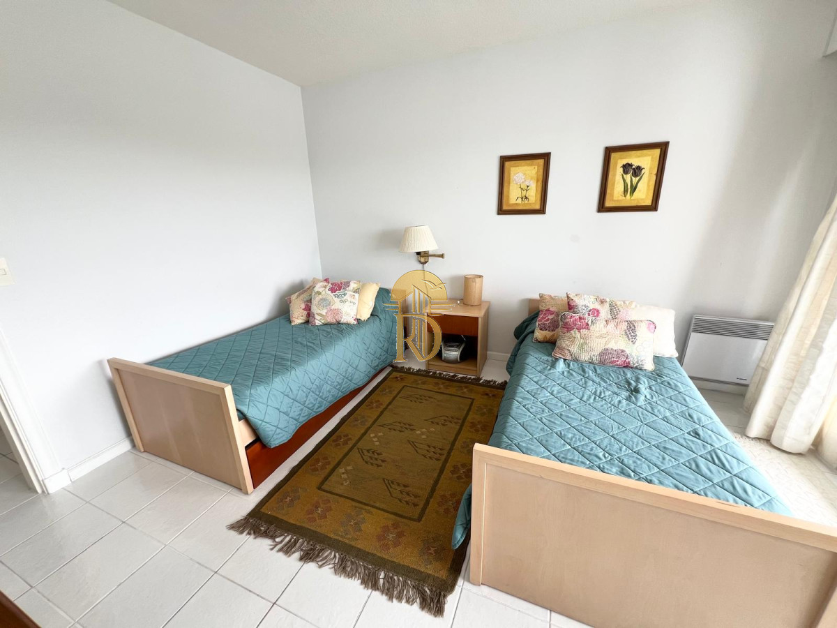 Apto en venta de 2 dormitorios, 2 baños, 1 en suite Mansa Pda. 8 -id-87-13