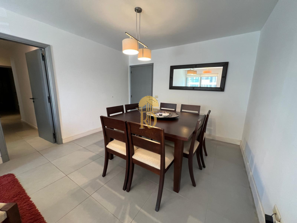 Apartamento de 2 dormitorios 2 baños en venta - Punta del Este -id-575