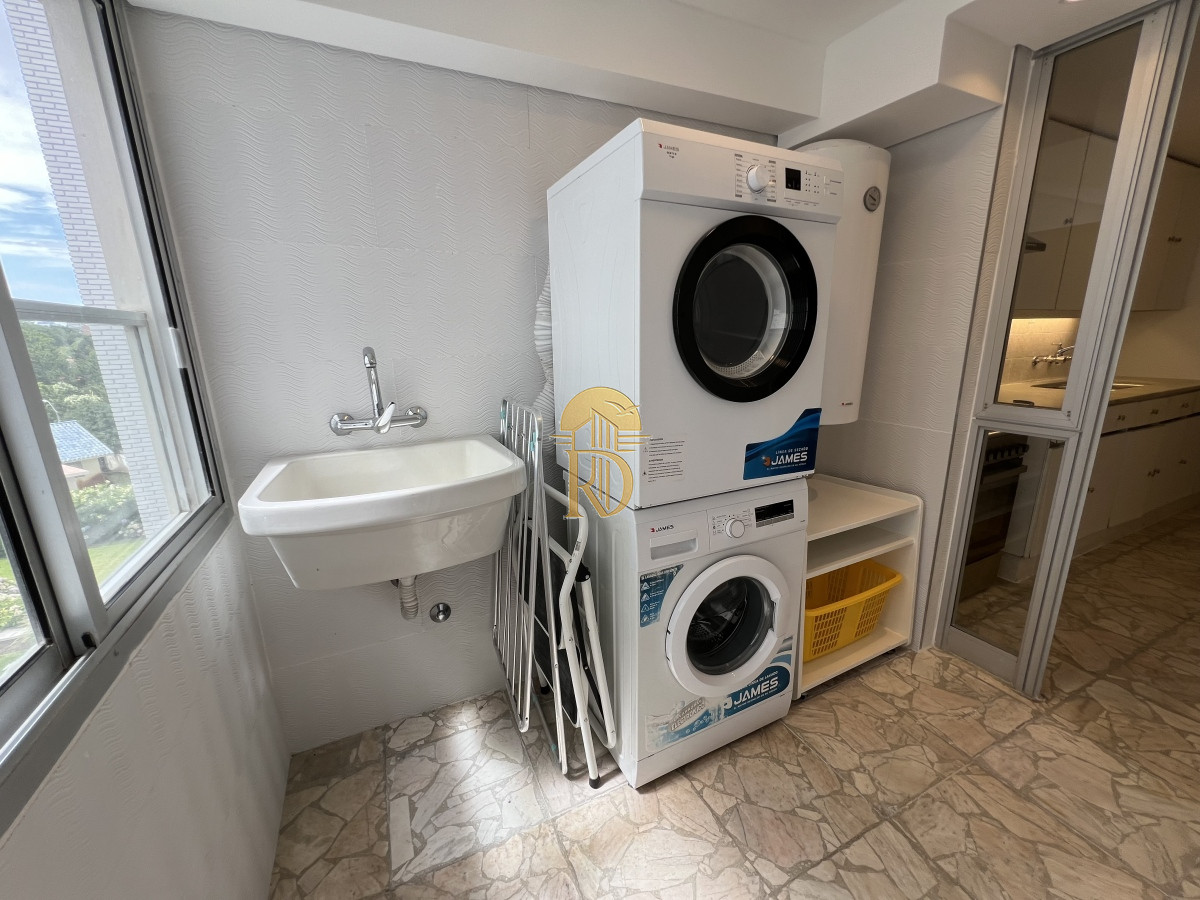 Apartamento en Mansa frente al mar - Punta del Este -id-790-15