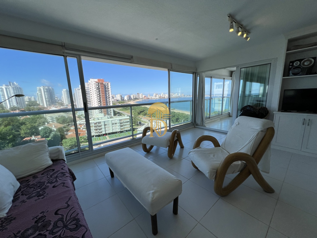 apartamento en venta en playa mansa,  dos dormitorios dos baños, punta del este -id-830-1