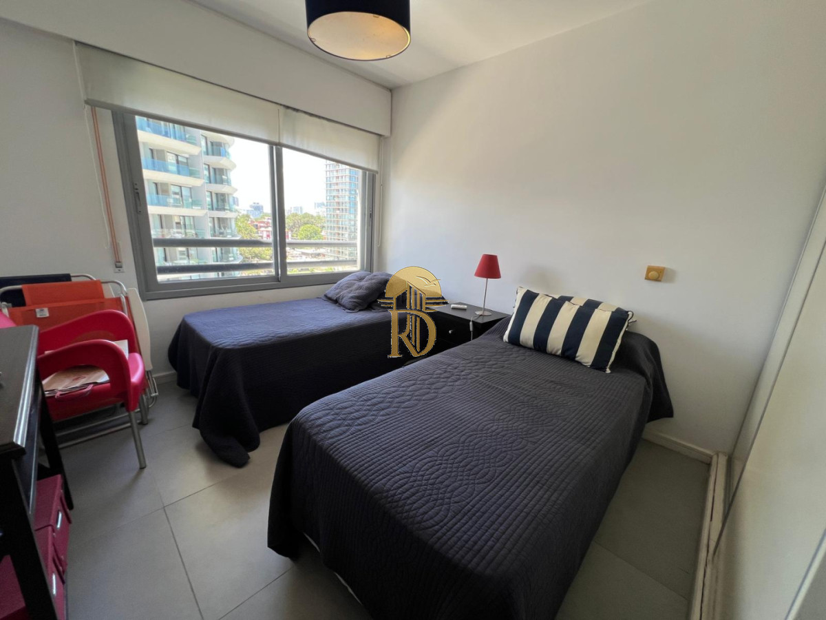 Apartamento de 2 dormitorios 2 baños en venta - Punta del Este -id-575