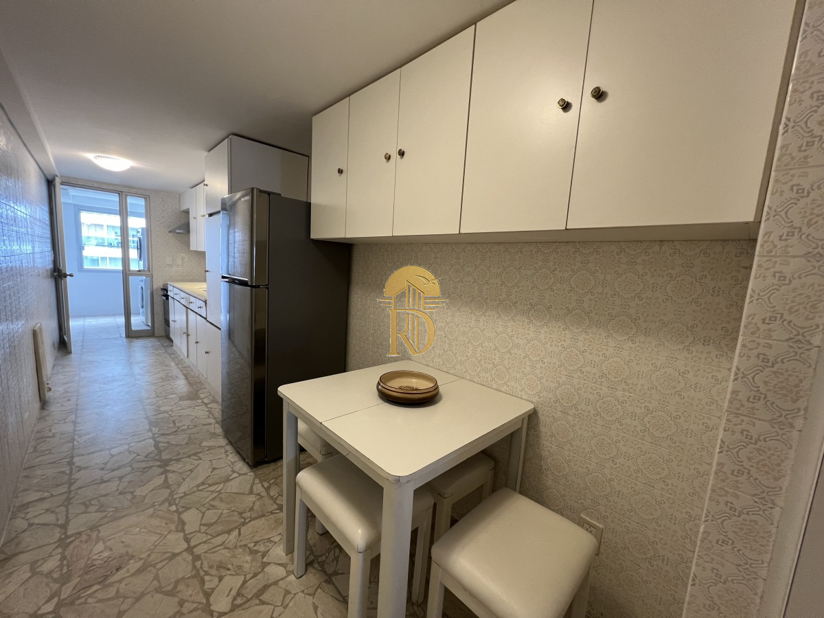 Apartamento en Mansa frente al mar - Punta del Este -id-790-13