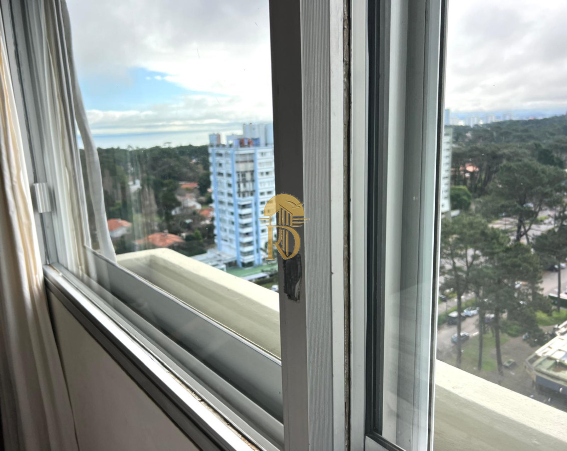 APARTAMENTO EN VENTA 3 DORMITORIOS CON VISTA EN  ROOSEVELT -id-292-17