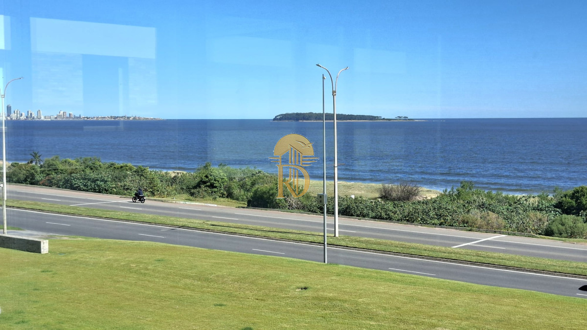 Excepcional plata en primera linea mansa -id-360-5