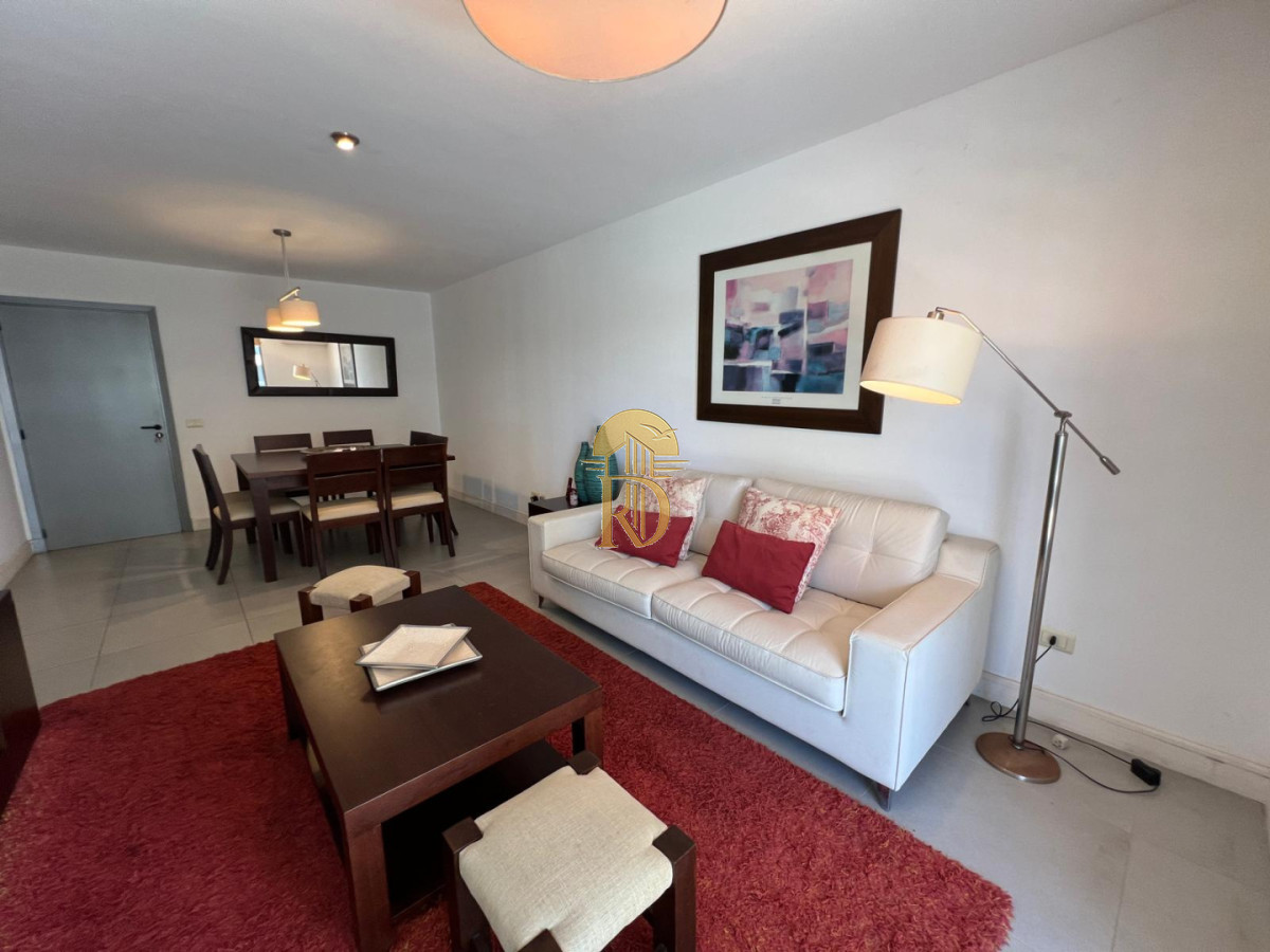 Apartamento de 2 dormitorios 2 baños en venta - Punta del Este -id-575