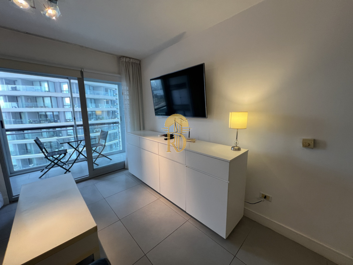 Apartamento de 2 dormitorios 2 baños, en venta. Parrillero. -id-697-5