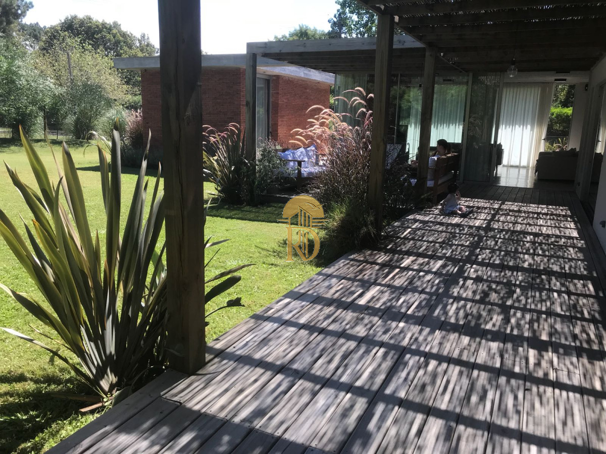 casa en lugano nueva, impecable estado -id-357-7