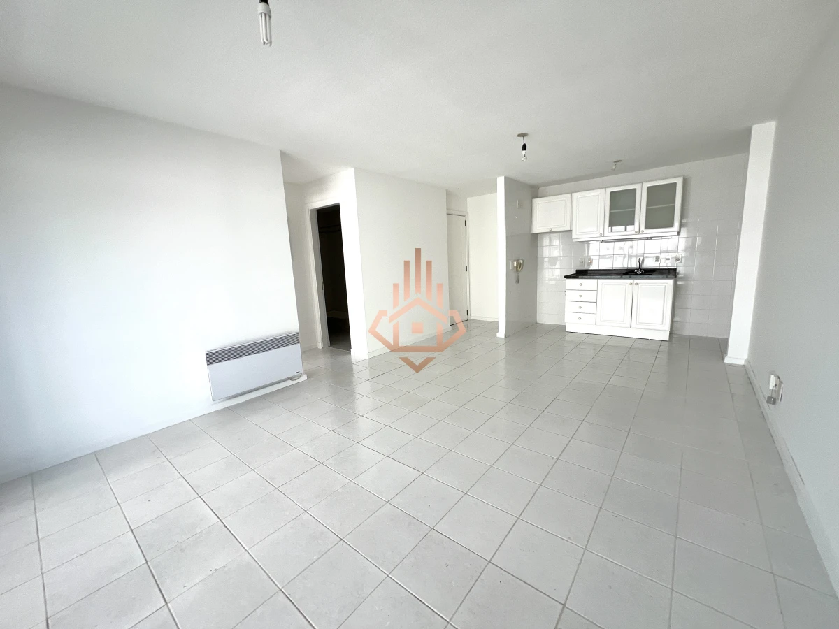 Venta apartamento de 1 dormitorio,  playa mansa.